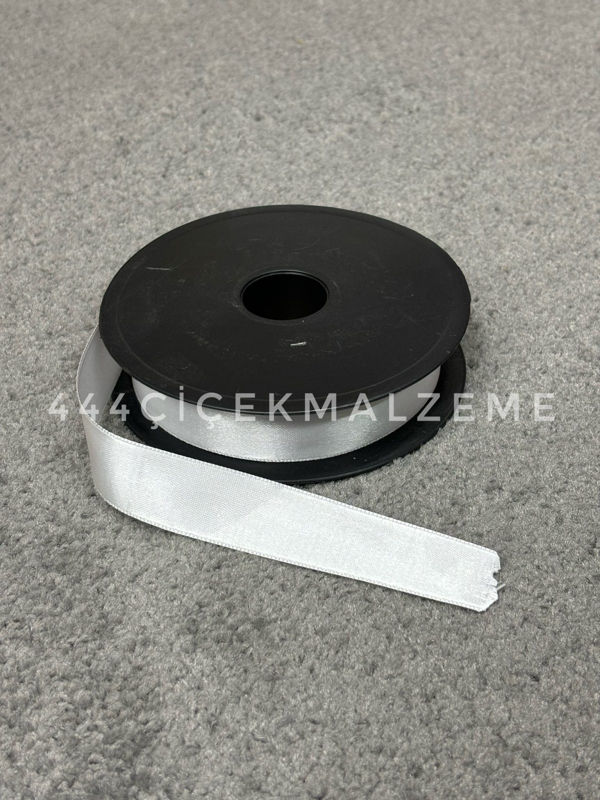 beyaz Beyaz Saten Kurdele 2.5 Cm - Görsel 1