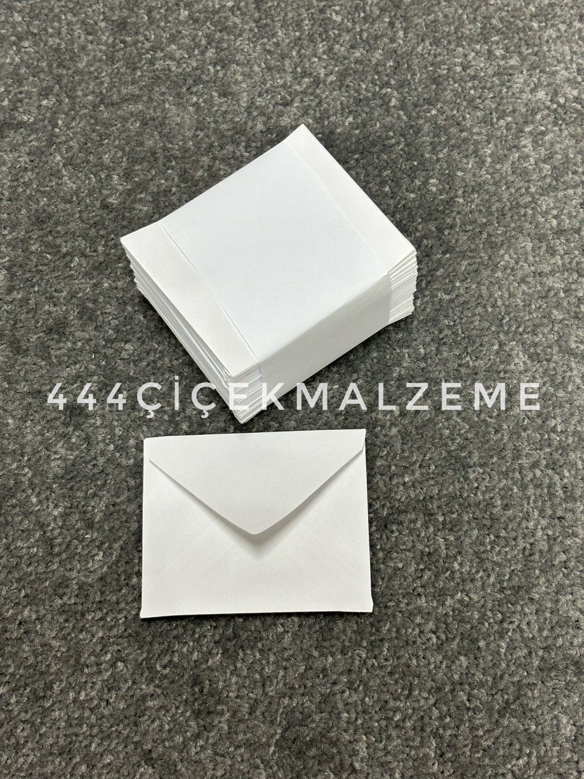 Beyaz Zarf - Görsel 1