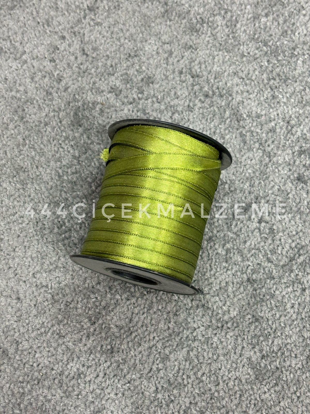 yeşil-1cm-saten İnce Yeşil Saten Kurdele 1 Cm - Görsel 1